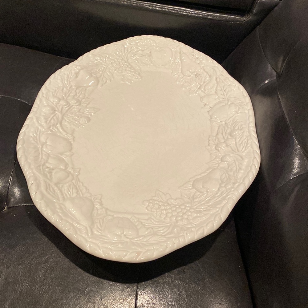 Nature by Tabletops Unlimited Large White Plate with Fruit Design